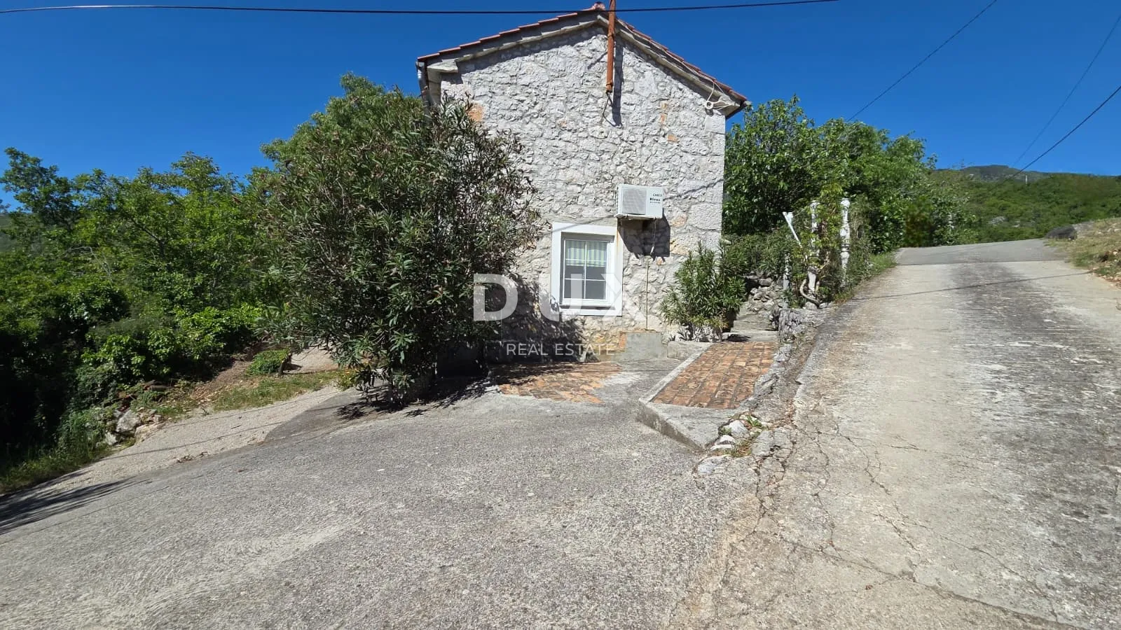 opatija, brseč - autentična kamena kuća s dva apartmana, 76m2 - slika 3