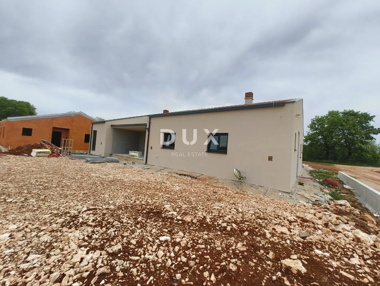 istra, kaštelir - dvojna kuća u izgradnji - slika 12