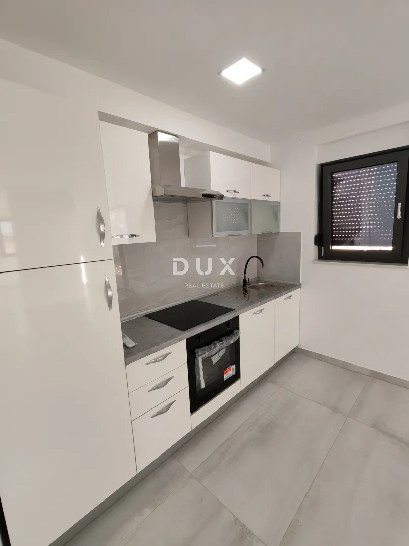 zadar, vrsi - vrhunska dvojna kuća s pogledom na more i okućnicom! b - slika 21