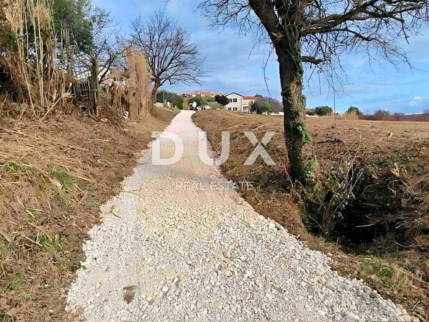 istra, buje - građevinsko zemljište s panoramskim pogledom - slika 9