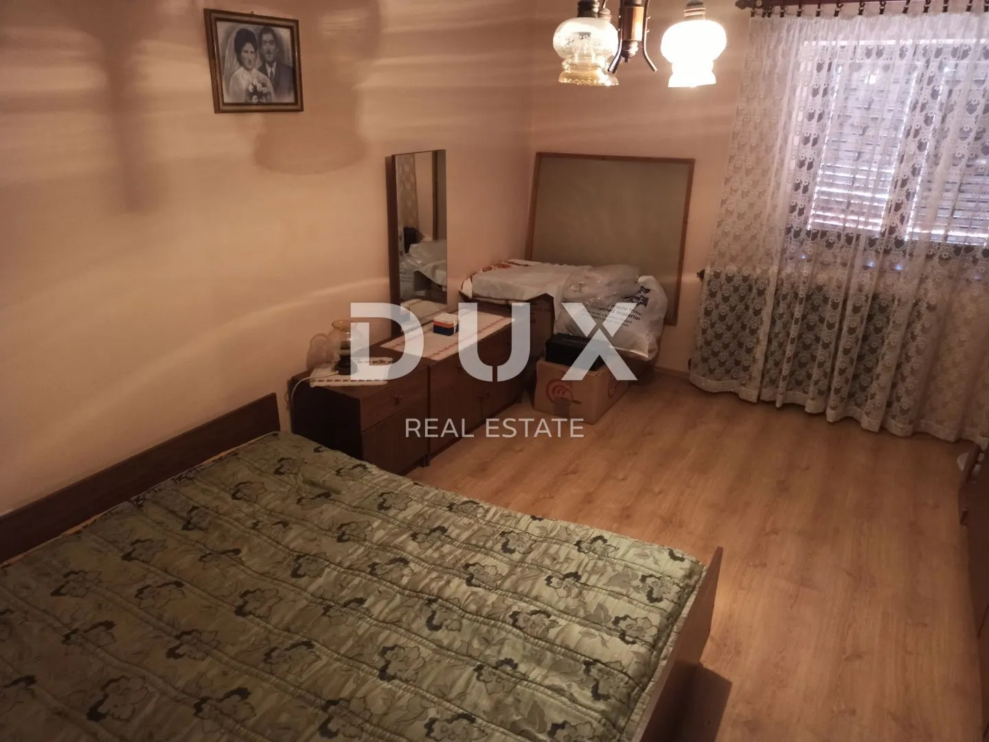 istra, svetvinčenat - obiteljska kuća s dva apartmana - slika 50