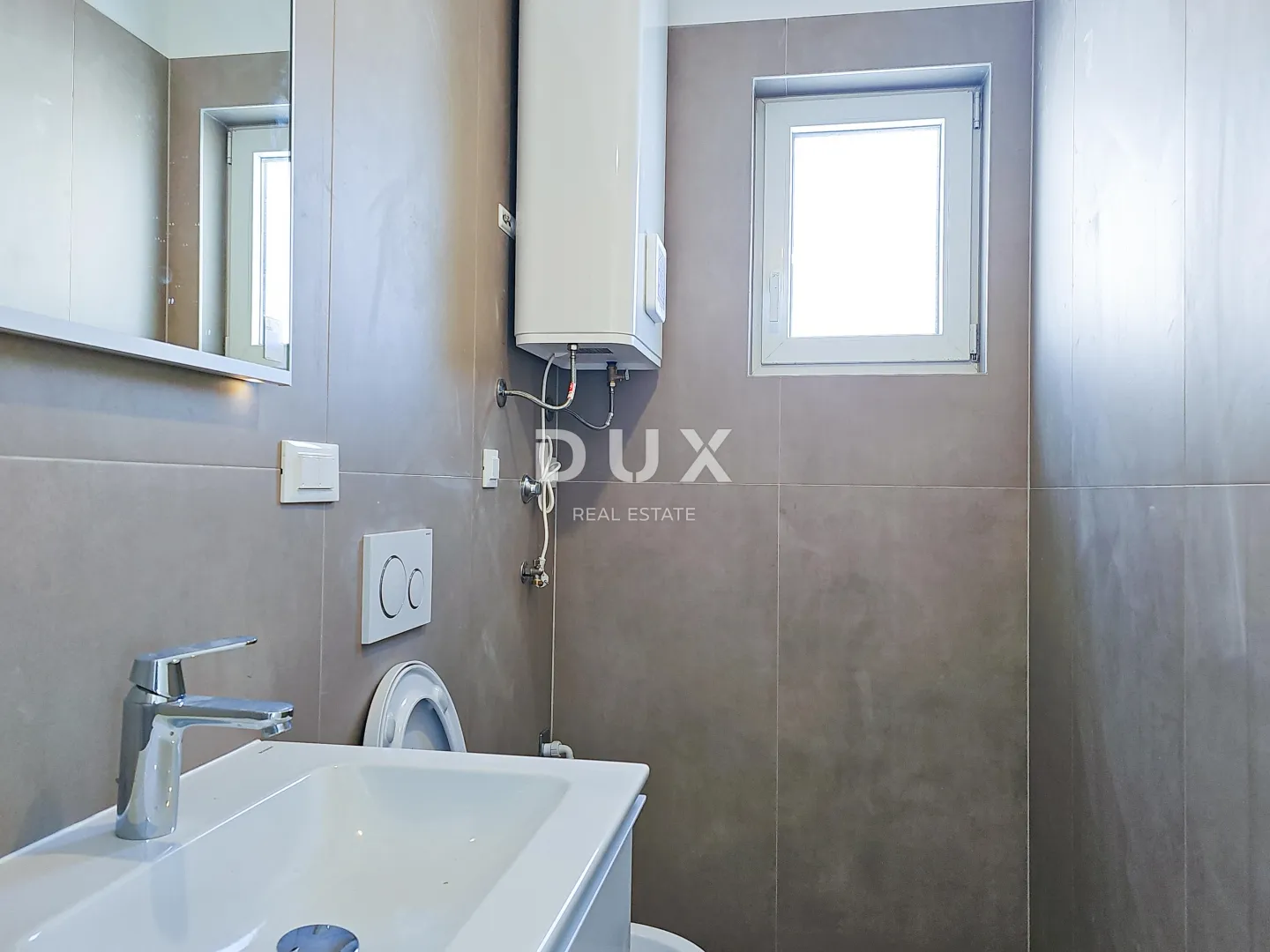 mali lošinj - penthouse u centru na 100m od mora s garažom - slika 15