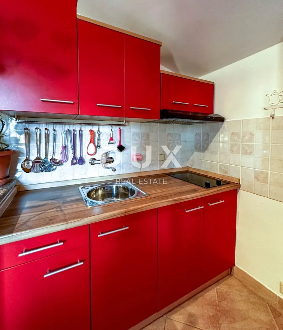 ribnica, obrovac - prilika! kuća 1. red do mora + brod i vez - slika 29