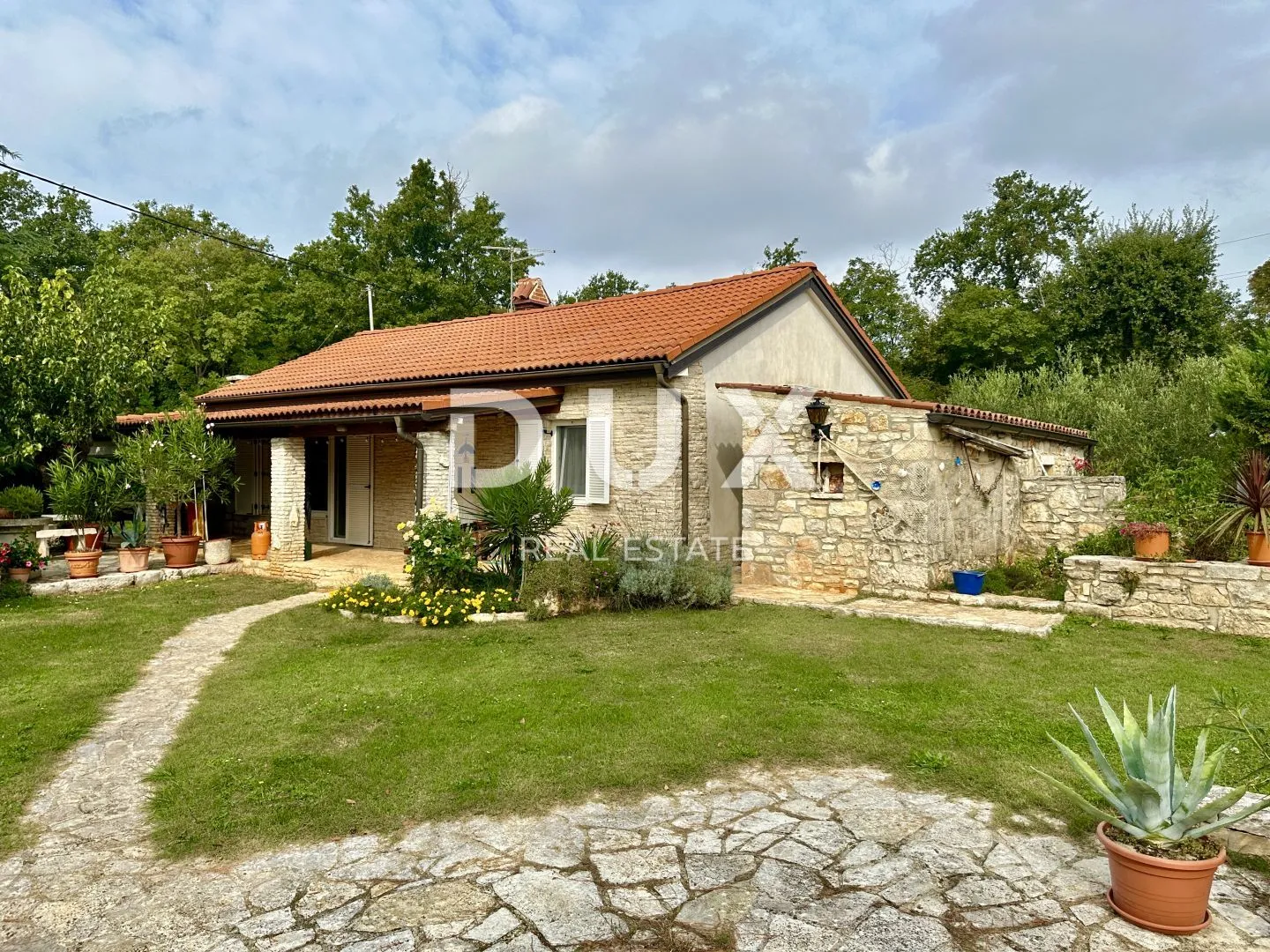 umag, okolica - idilična kuća na osami, blizina mora - slika 1