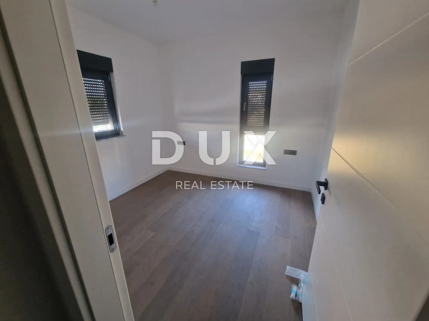 zadar, sv.filip i jakov - penthouse sa garažom i liftom - slika 20