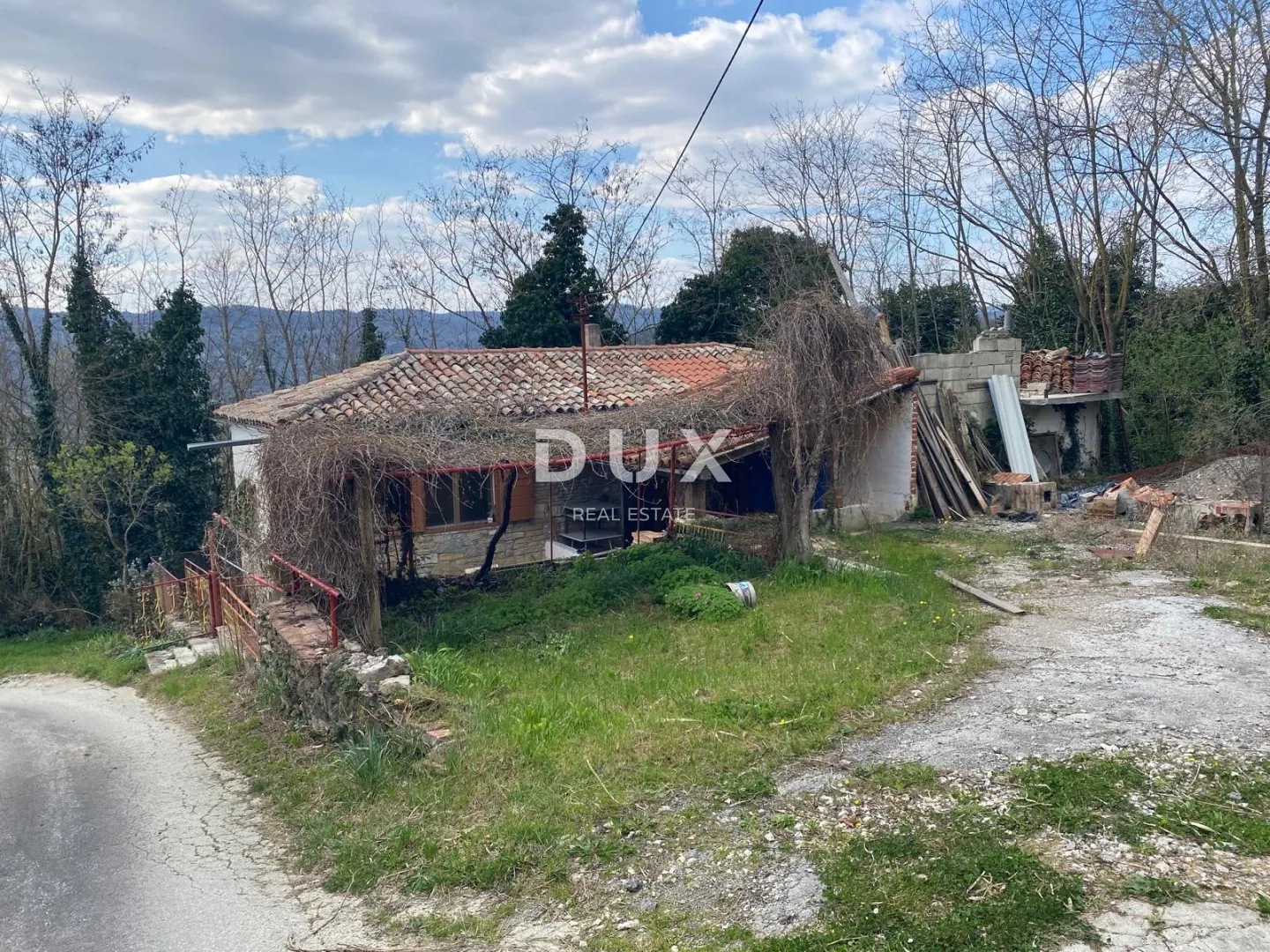 istra, tupljak - samostojeća kuća s dvorištem na odličnoj lokaciji. hitna prodaja! prilika! - slika 26