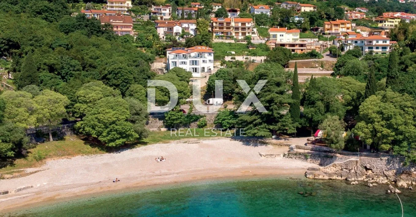 OPATIJA, LOVRAN - Vila s bazenom 1. RED DO MORA!!