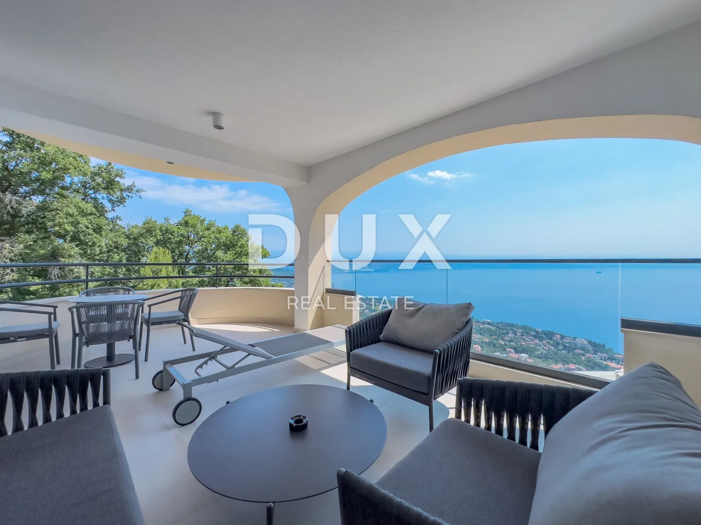 opatija, lovran - ekskluzivan stan s panoramskim pogledom i bazenom - slika 22