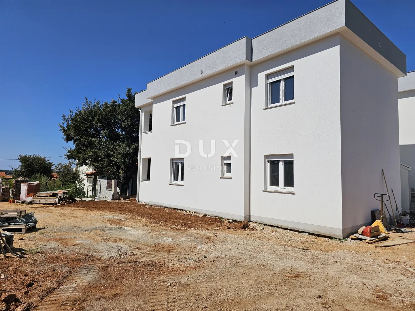 otok rab, barbat - 2s+db u prizemlju novogradnje 70m2 - slika 4