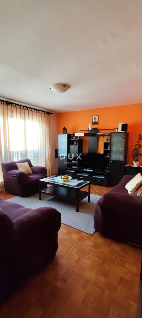 istra, pula - 3s+db stan u centru s parkingom 83 m2 - slika 1