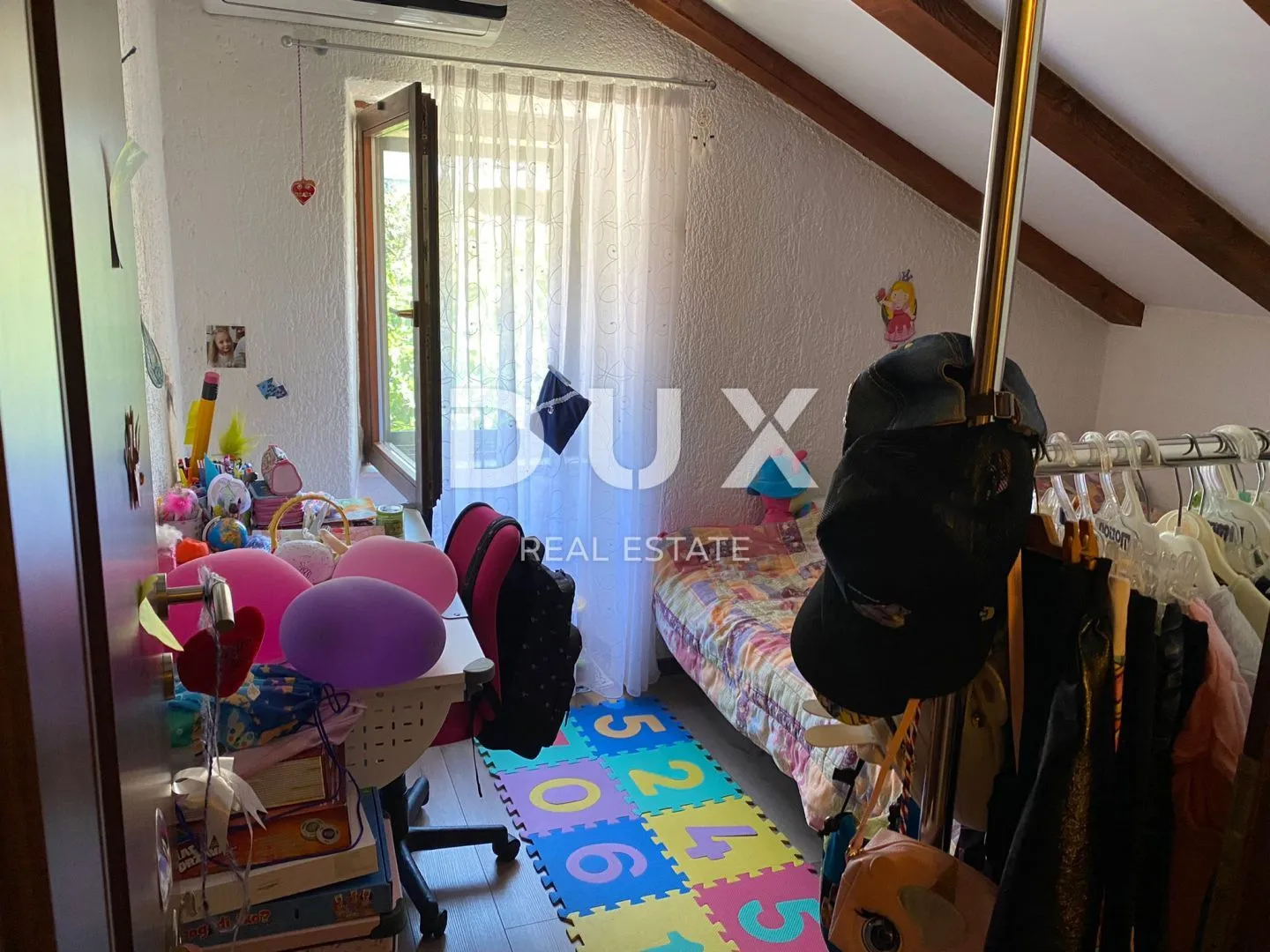 mali lošinj, kuća sa dva stana i uređenom okućnicom 170m2 - slika 16