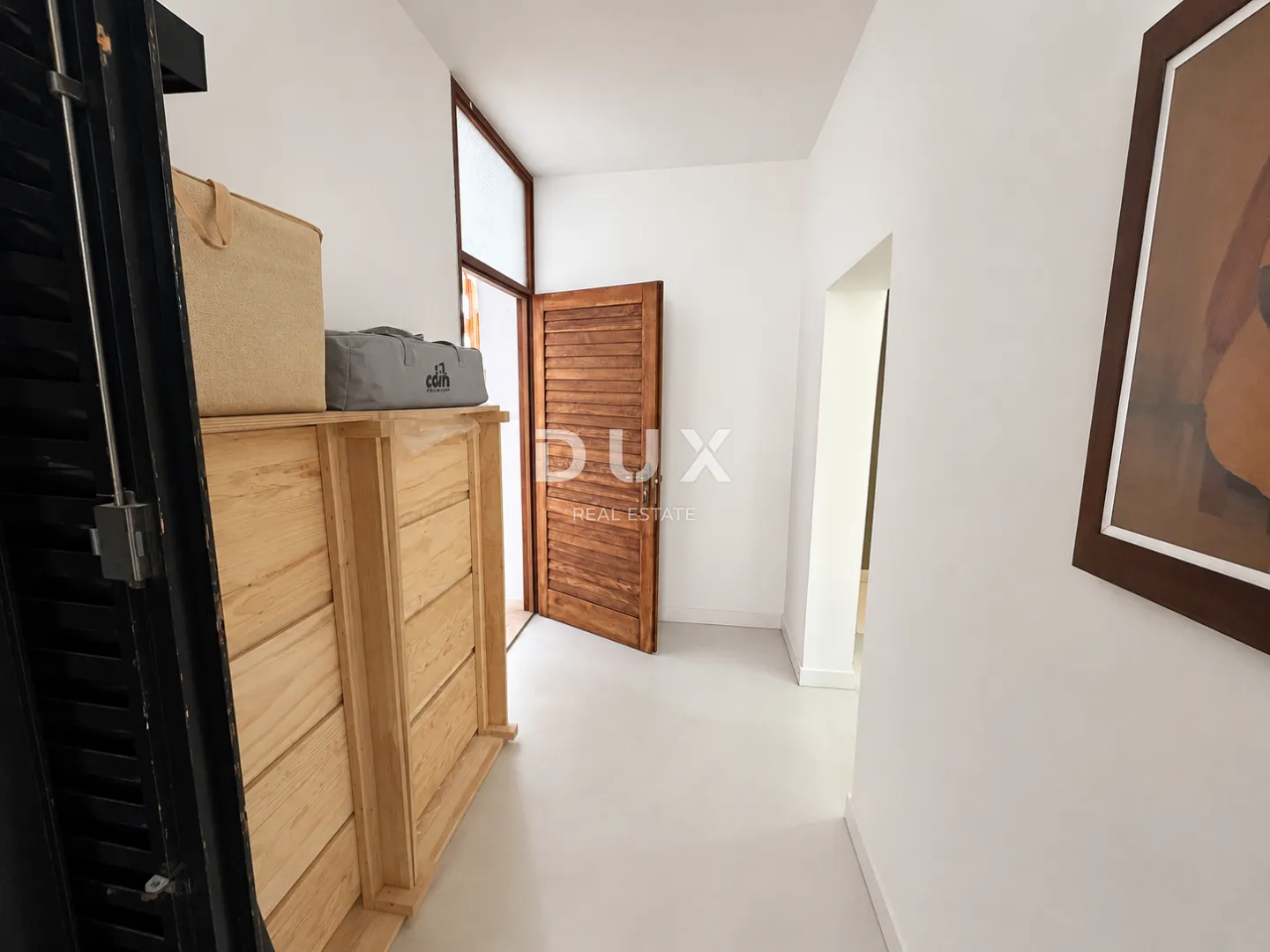 dalmacija, vodice – privatni mini resort s 4 apartmana i bazenom, 300 m od centra - slika 43