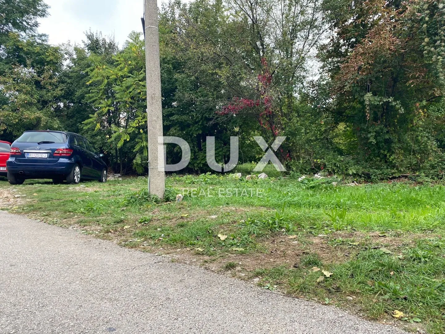 OPATIJA, JUŠIĆI - GRAĐEVINSKO ZEMLJIŠTE 3.095 m2 ZA OBITELJSKU KUĆU / STAMBENU ZGRADU - STANOVE!!! - Jušići, Matulji