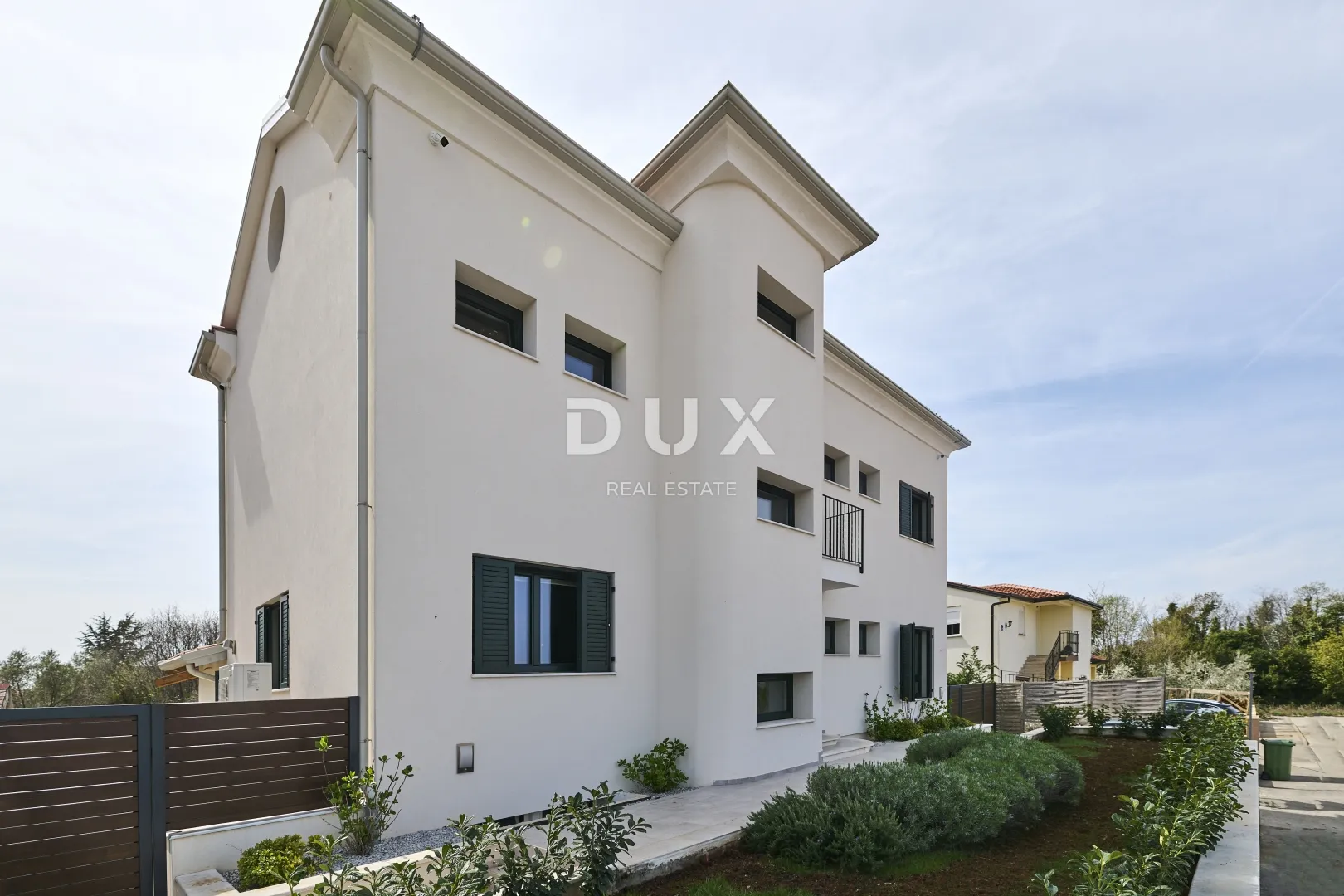 istra, umag – luksuzna vila, bazen, pogled na more - slika 26