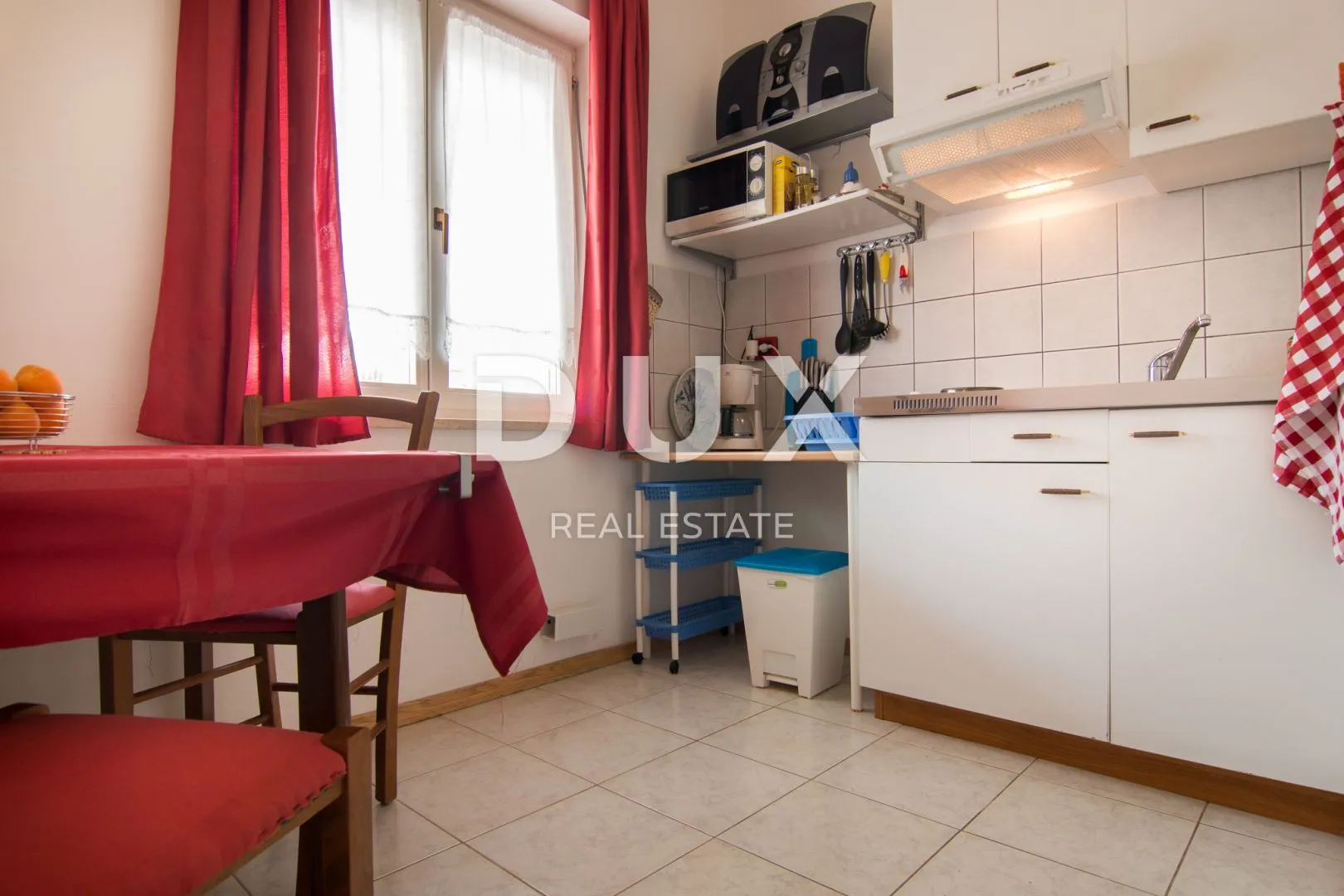 istra, valbandon - prodaja apartmanske kuće - slika 24