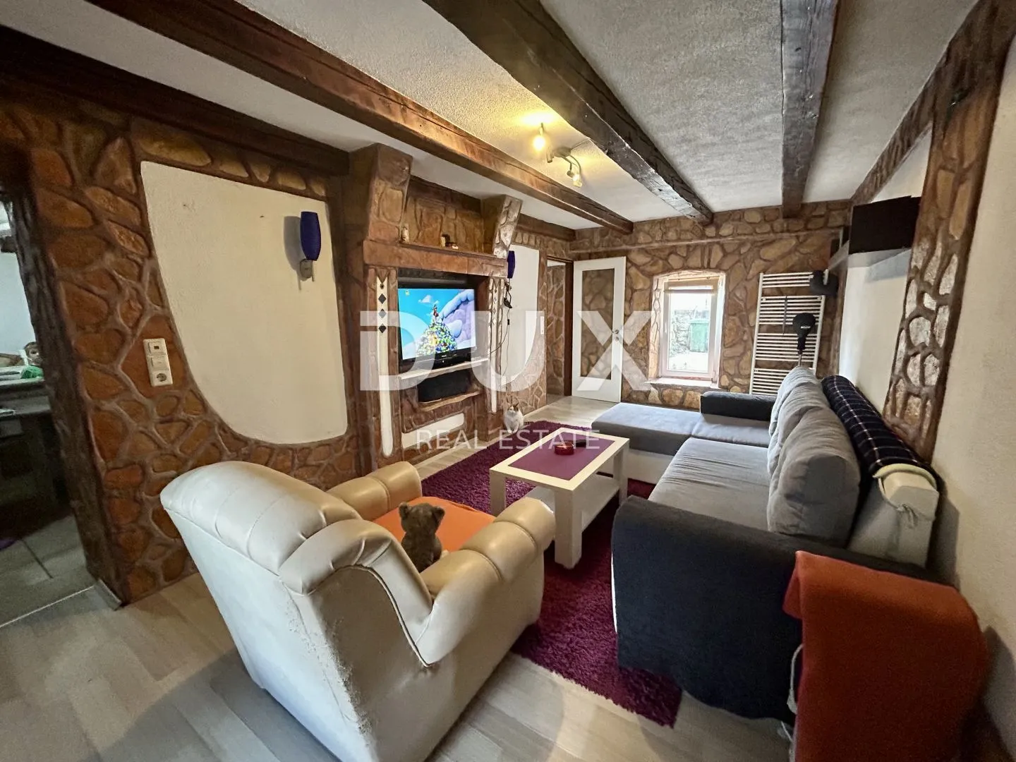 zadar, debeljak - prostrana kuća s pomoćnim objektom/apartmanom - slika 8