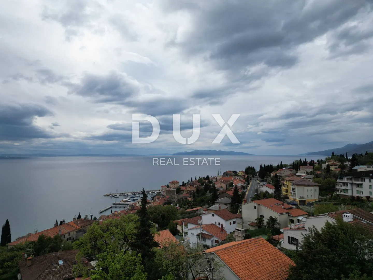 volosko, opatija- stan 121m2 s panoramskim pogledom na more - slika 9