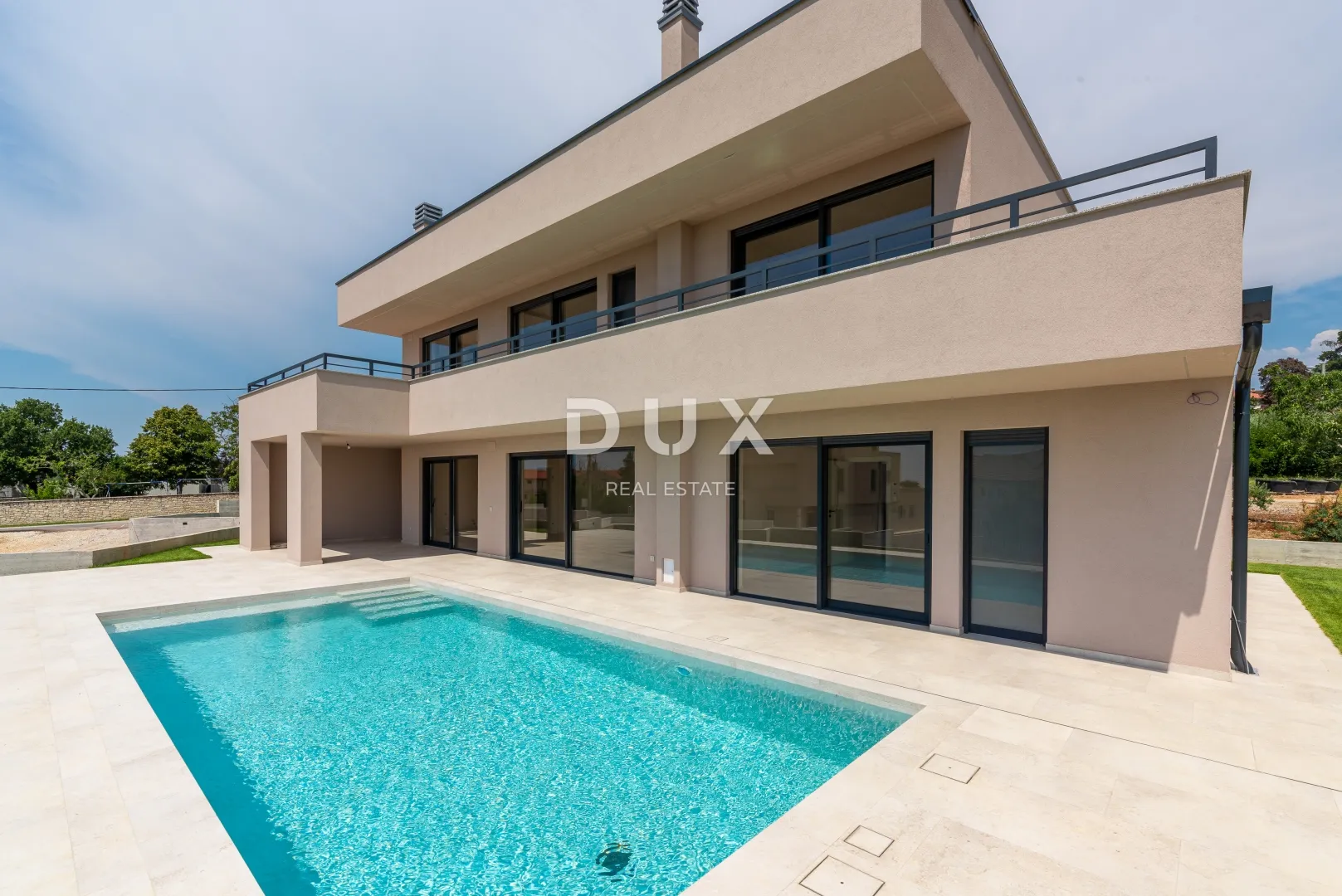 istra, poreč - vrhunska kuća s bazenom - slika 2