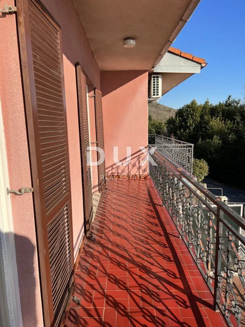 opatija, centar - dvije dvojne kuće s pogledom na more i 1.119 m2 okućnice!!! prilika!!! - slika 5