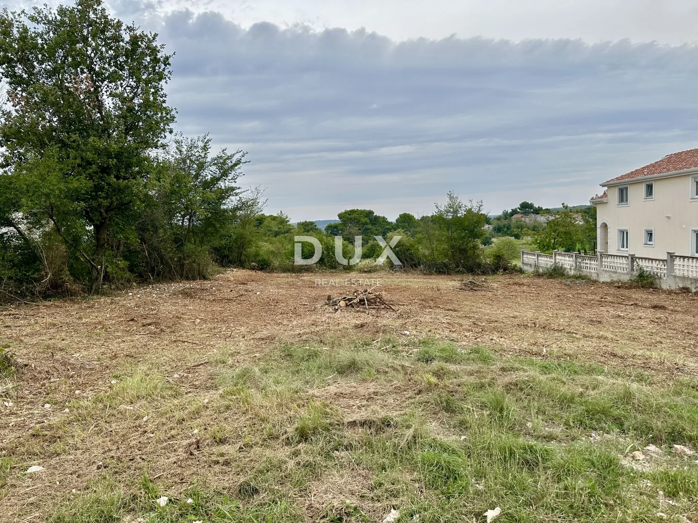 istra, buje, kaštel - zemljište s pravomoćnom građevinskom dozvolom - slika 13