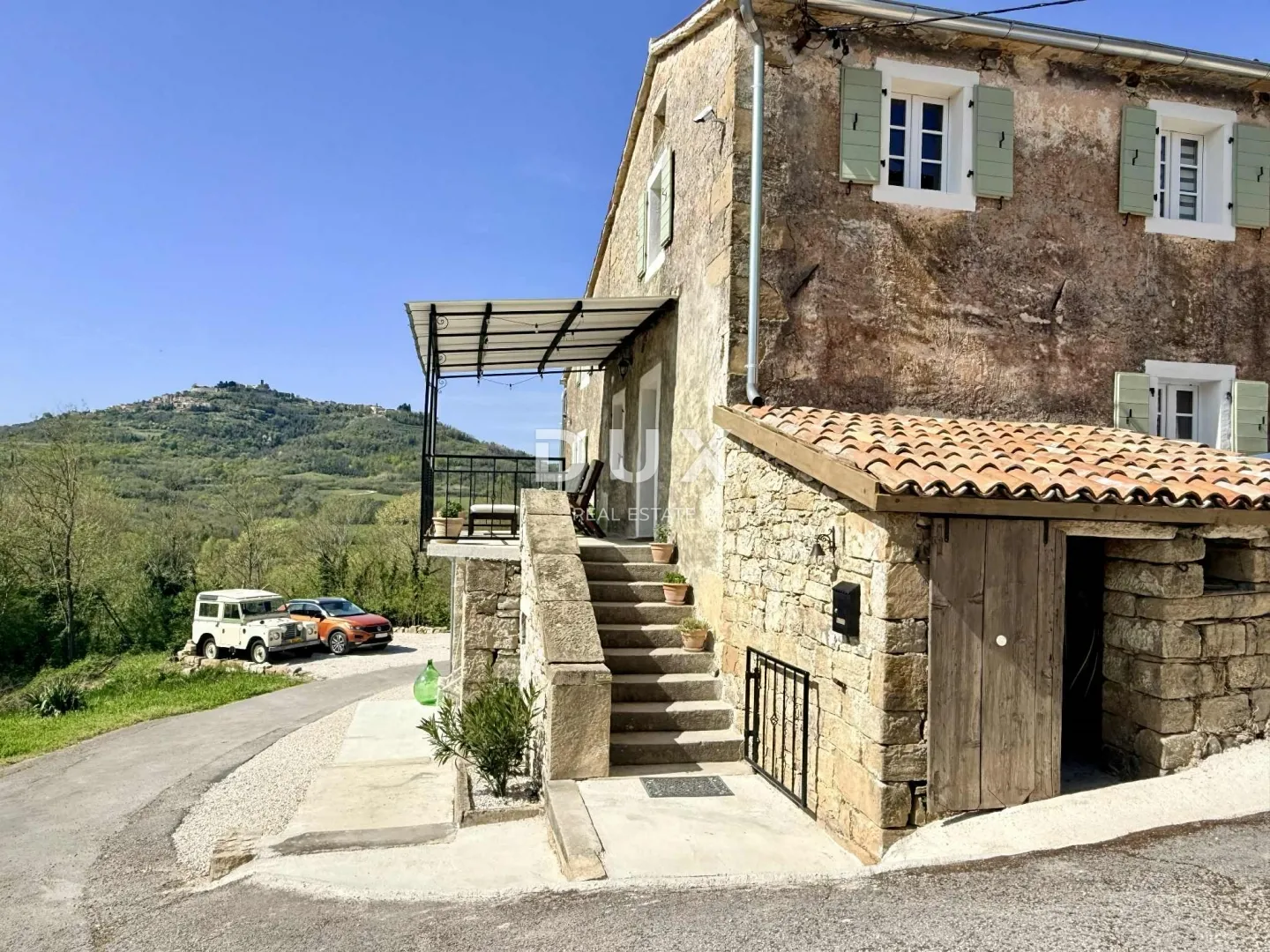 istra, motovun – renovirana kamena kuća sa spektakularnim pogledom - slika 19