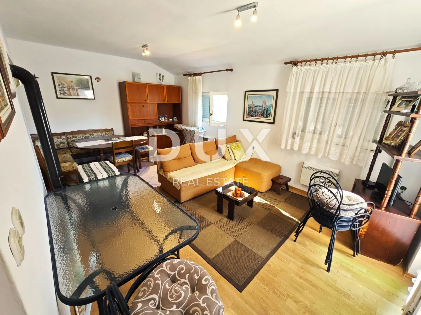otok rab - apartmanska kuća 1. red do mora! - slika 8