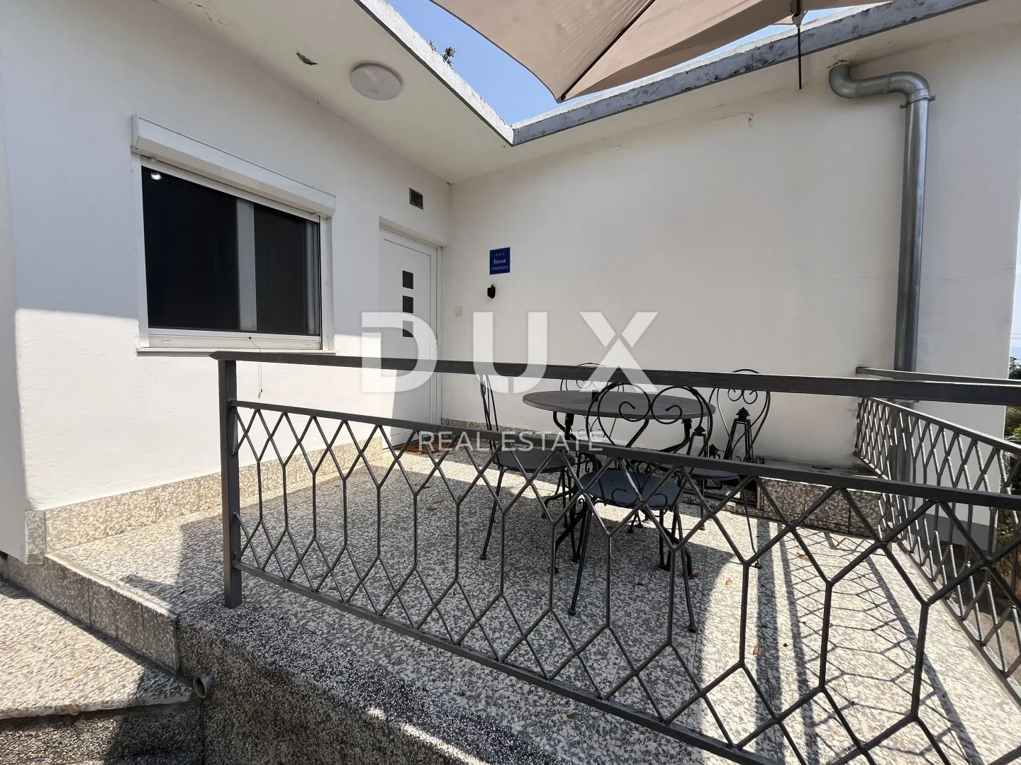 crikvenica - dvije kuće s garažom u blizini centra - slika 10