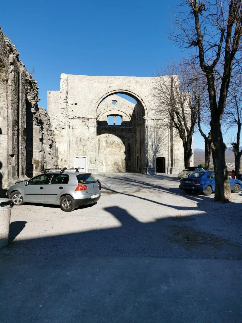 kastav, centar - kuća 246 m2 u starom gradu + okućnica 400m2 - slika 15