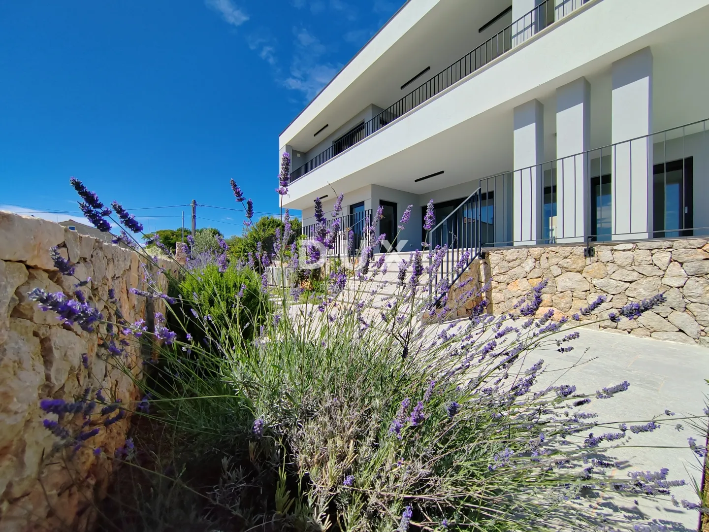 otok krk - ekskluzivna vila s panoramskim pogledom - slika 2