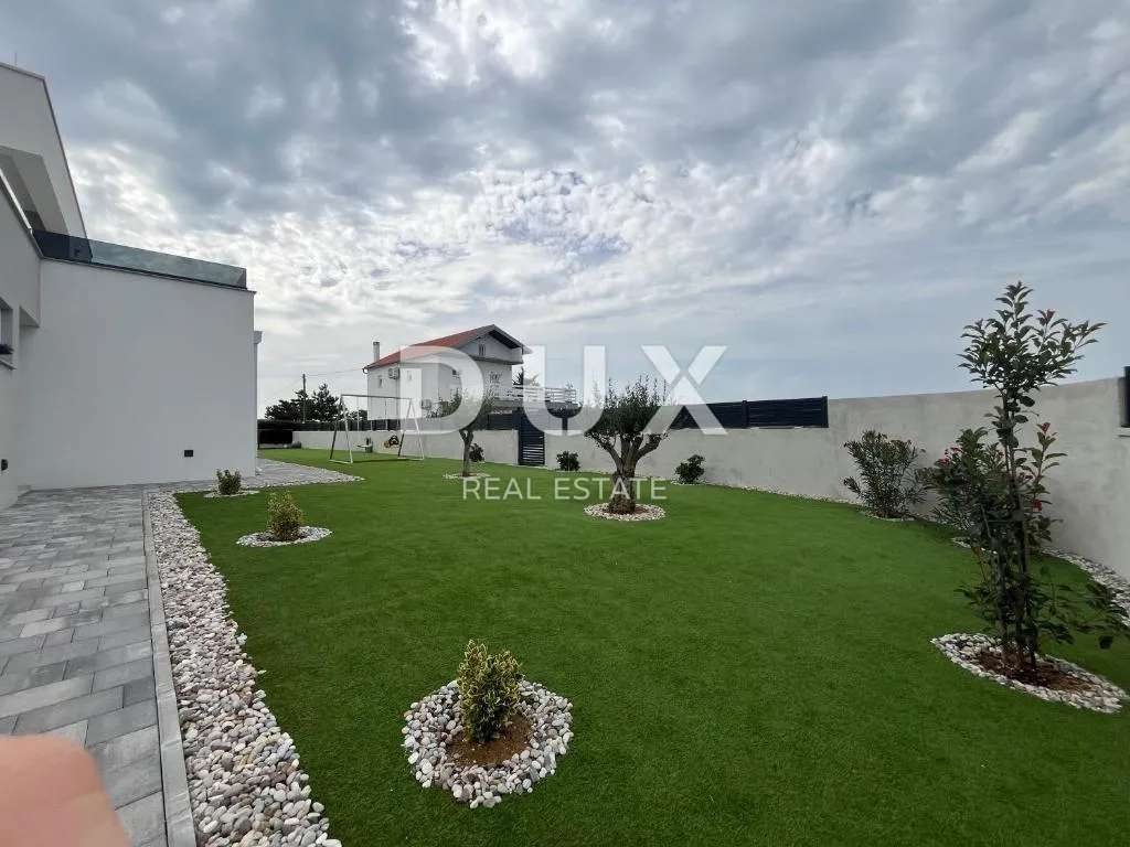 zadar, vrsi - kompletno namještena vila s bazenom i garažom! - slika 34