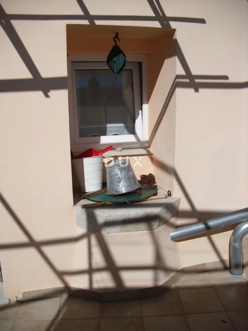 otok krk, grad krk (šira okolica) - prizemnica sa okućnicom - slika 5