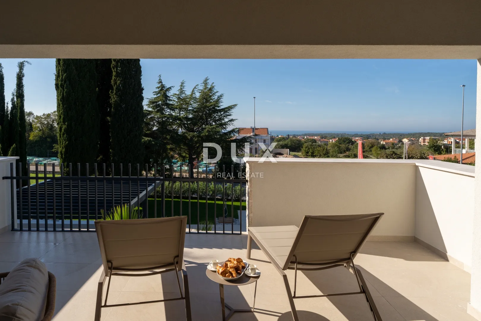 istra, poreč – ekskluzivna vila, tri stambene jedinice, luksuz uz more - slika 36