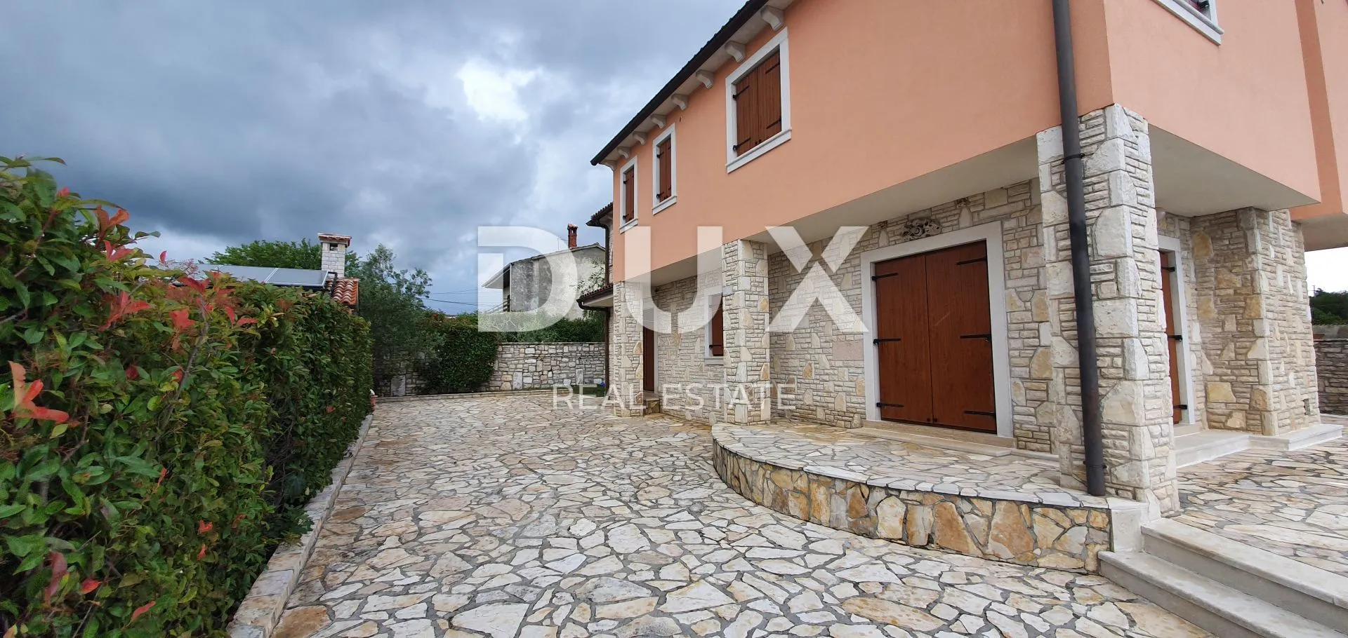 istra, barban - vila s bazenom i ljetnom kuhinjom - slika 46