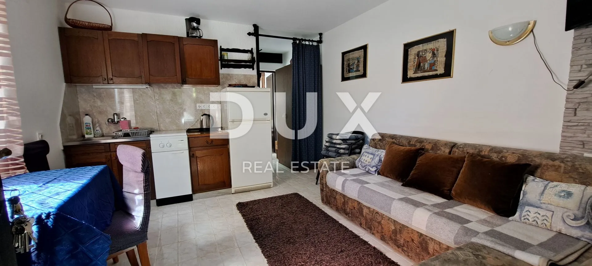 otok krk, linardići - lijepa kuća s pet apartmana - slika 8