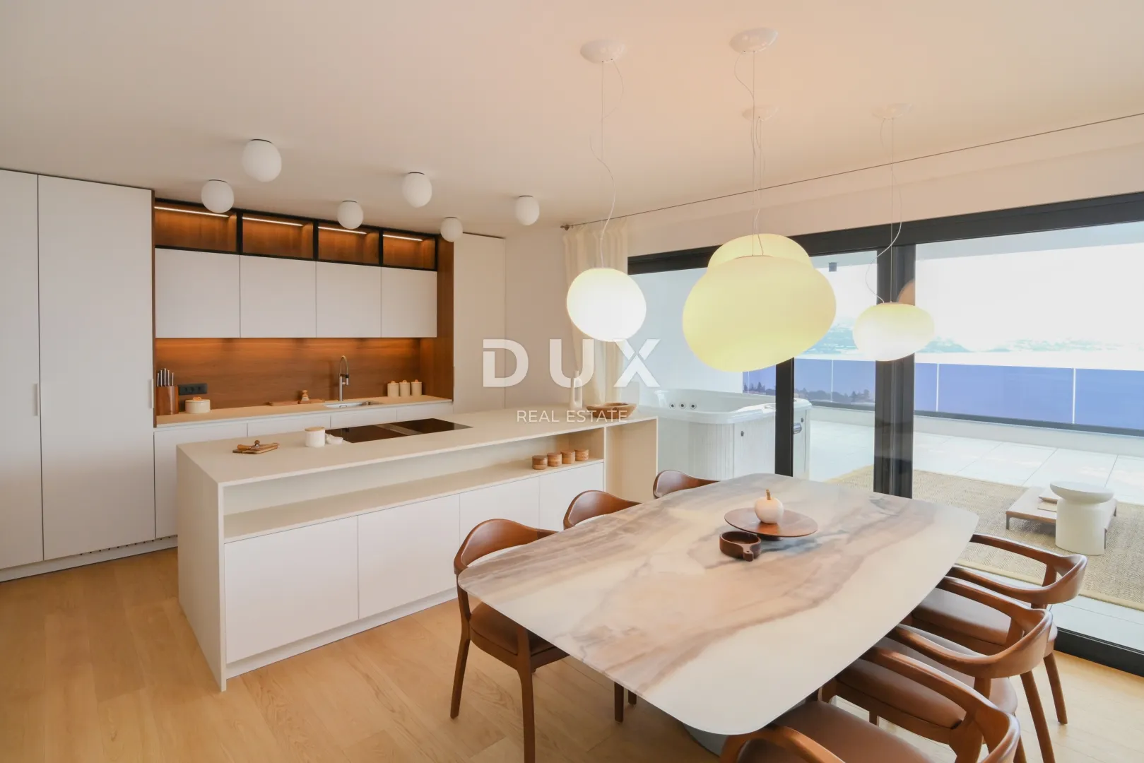 opatija, centar - dizajnerski penthouse s jacuzzijem i pogledom na more - slika 5