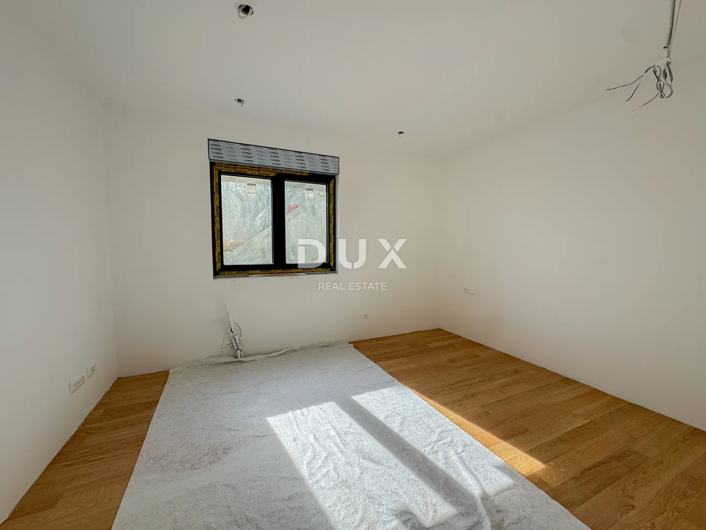 opatija, centar - stan s panoramskim pogledom na more, garažom i jacuzzijem iznad centra opatije - slika 16