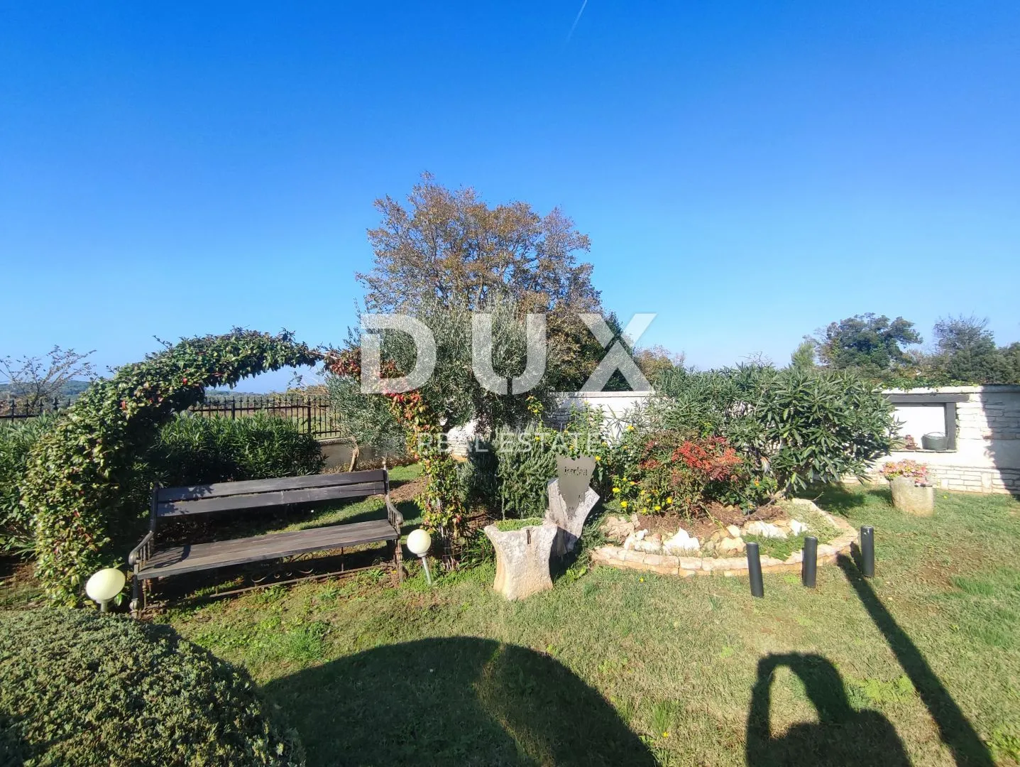 istra, pula, veli vrh - impozantna obiteljska vila nadomak grada - slika 30