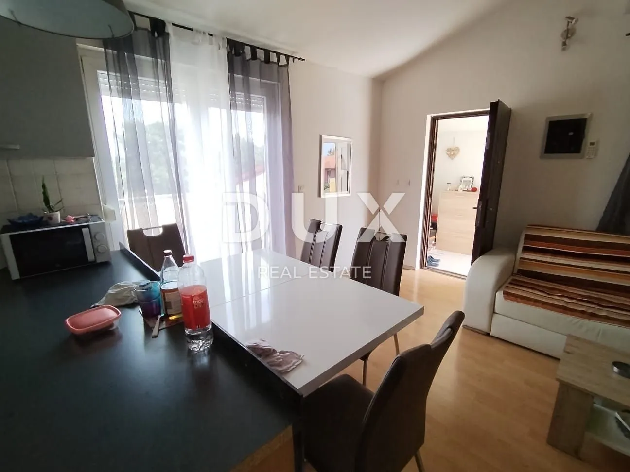 istra,šišan - kuća sa dva stana i garažom! - slika 21