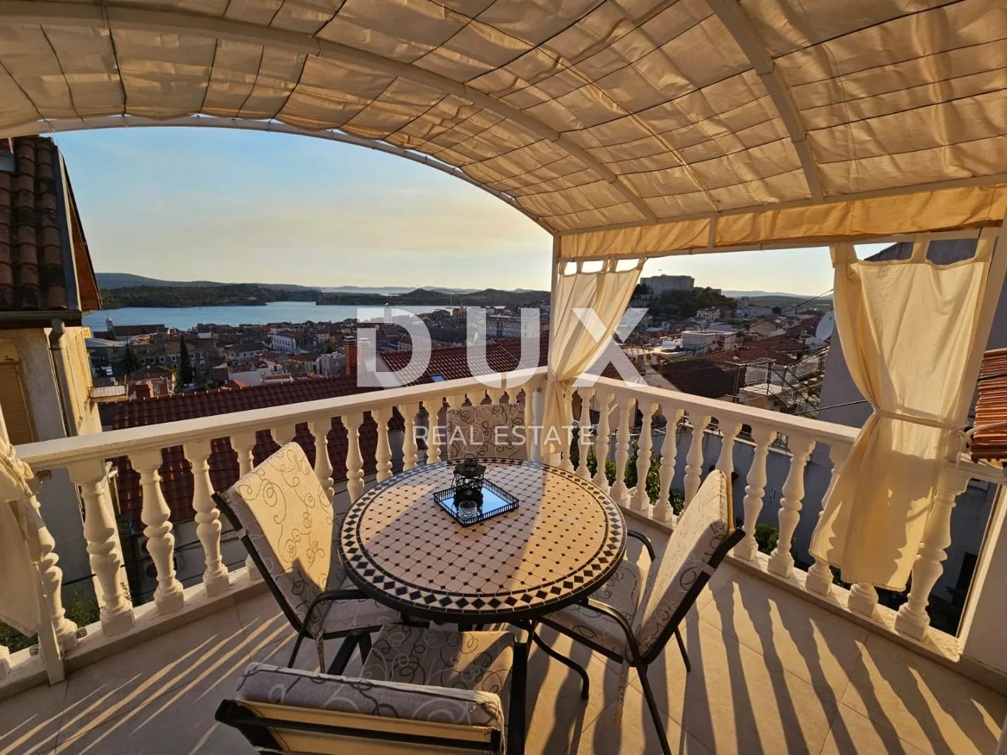 šibenik, varoš - stan s predivnim pogledom - slika 7