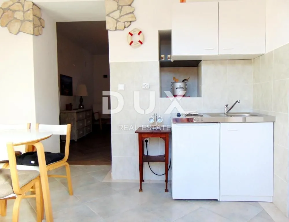 istra - kuća s 11 stambenih jedinica i pogledom na more - slika 19