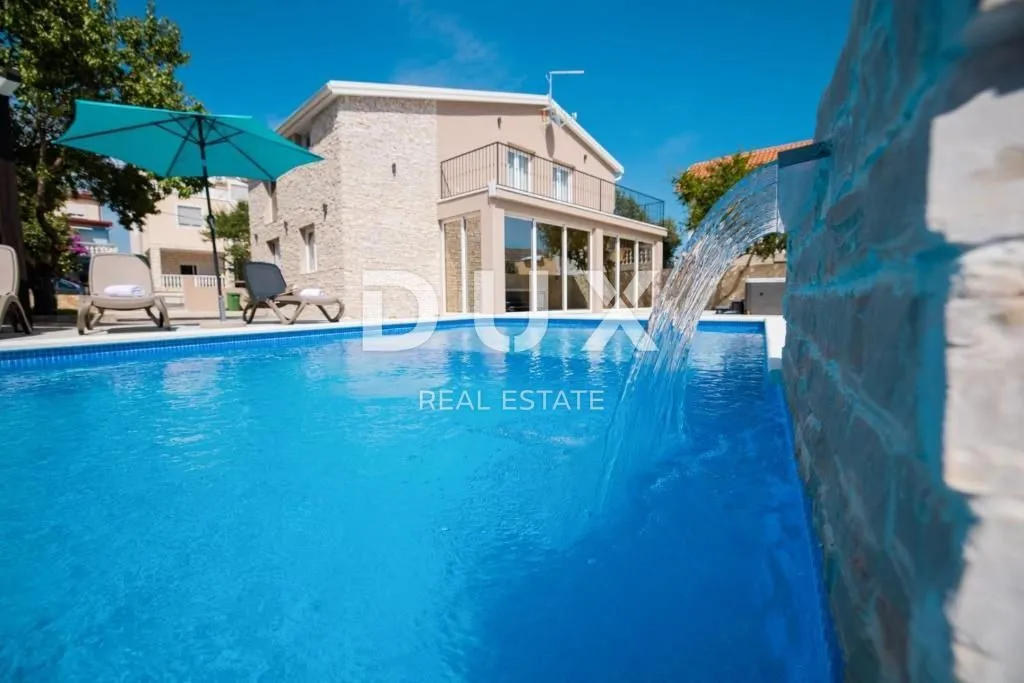 otok vir - prekrasna vila 200m od mora - slika 7