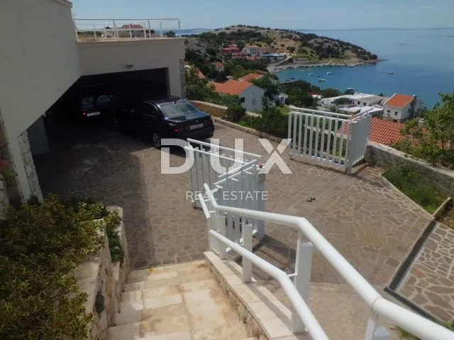 otok krk - ekskluzivna vila sa bazenom - slika 27