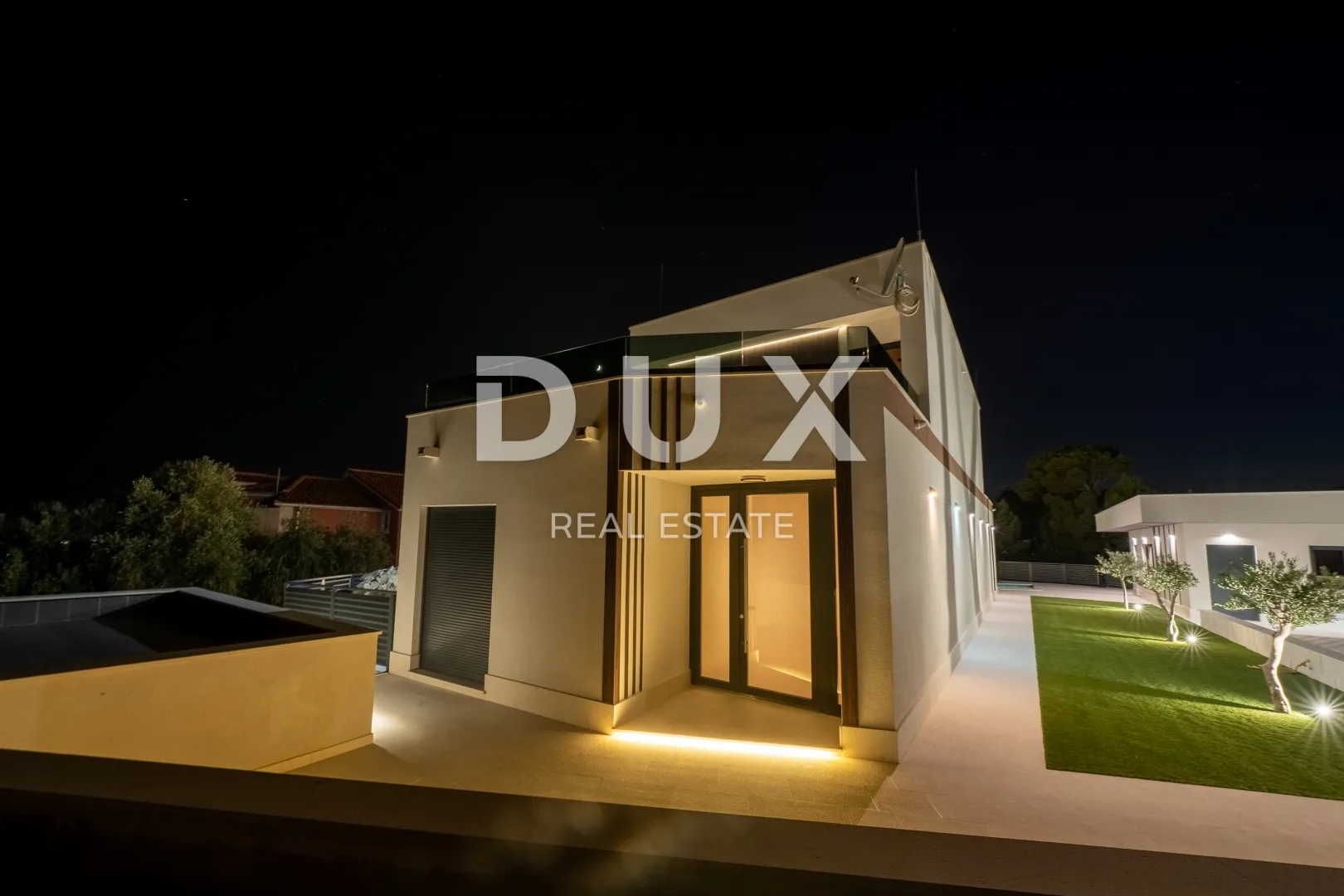 split, podstrana - luksuzna vila s prekrasnim pogledom - slika 32