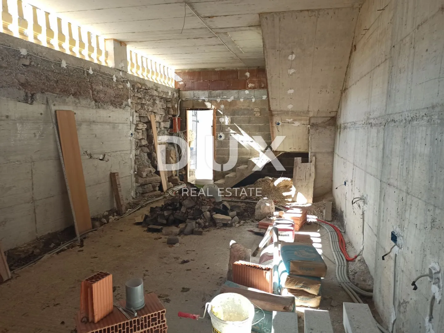 istra, pula poslovni prostor u starom gradu, roh-bau - slika 4