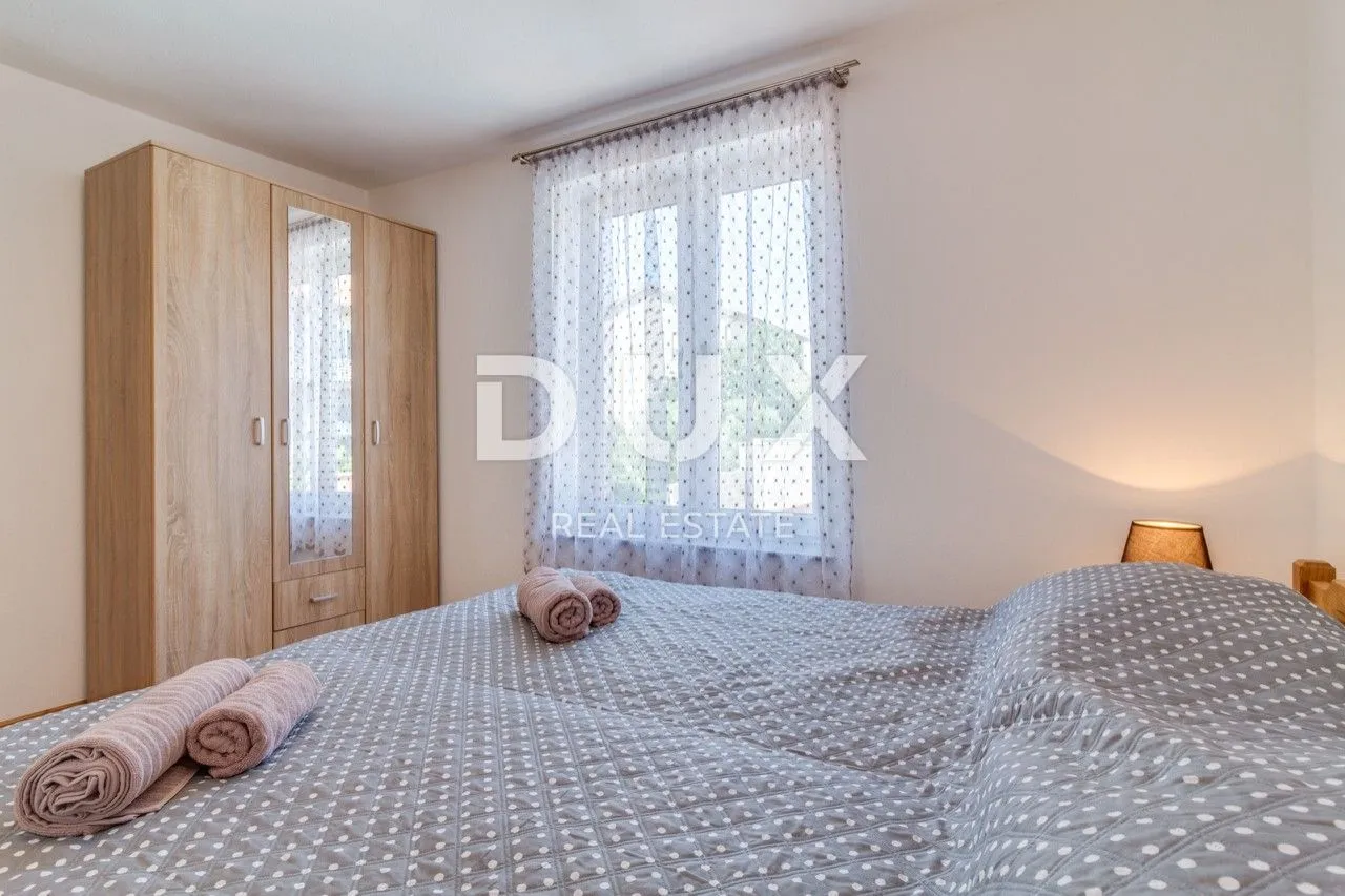 istra, pula - apartmanska kuća s bazenom i uređenom okućnicom - slika 15