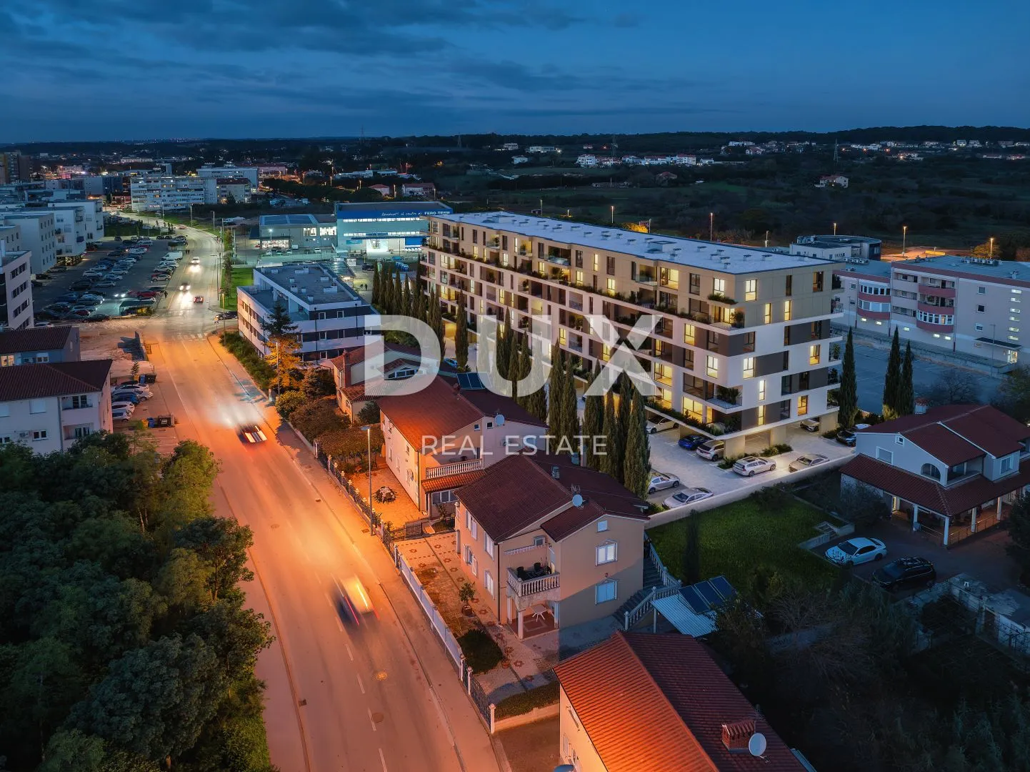 istra,pula novogradnja na frekventnoj lokaciji - slika 4