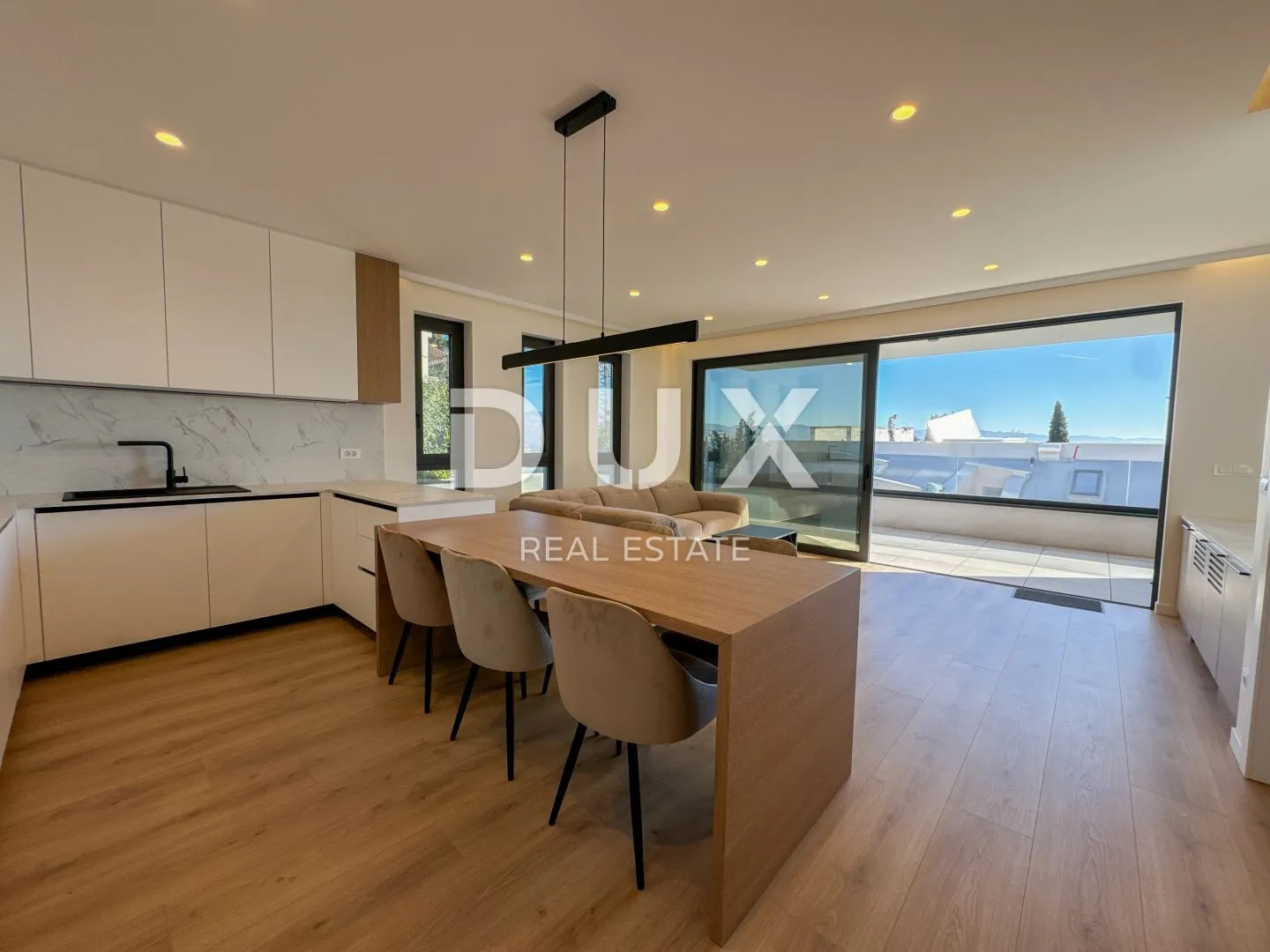 opatija, centar - stan 132m2 u novogradnji s vrtom, bazenom, garažom, pogled na more, centar opatije - slika 14