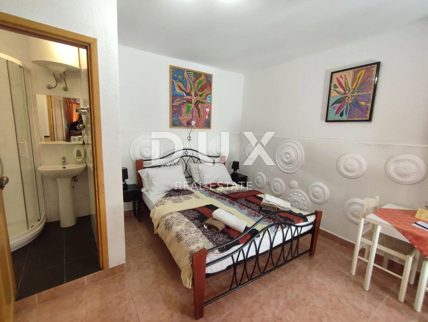 istra, rovinj - renovirana starina u samom centru grada - slika 5