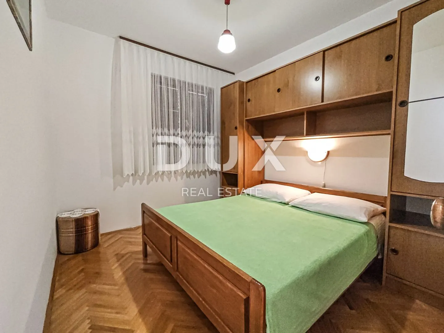 otok krk, baška - dvojna kuća u centru - slika 27