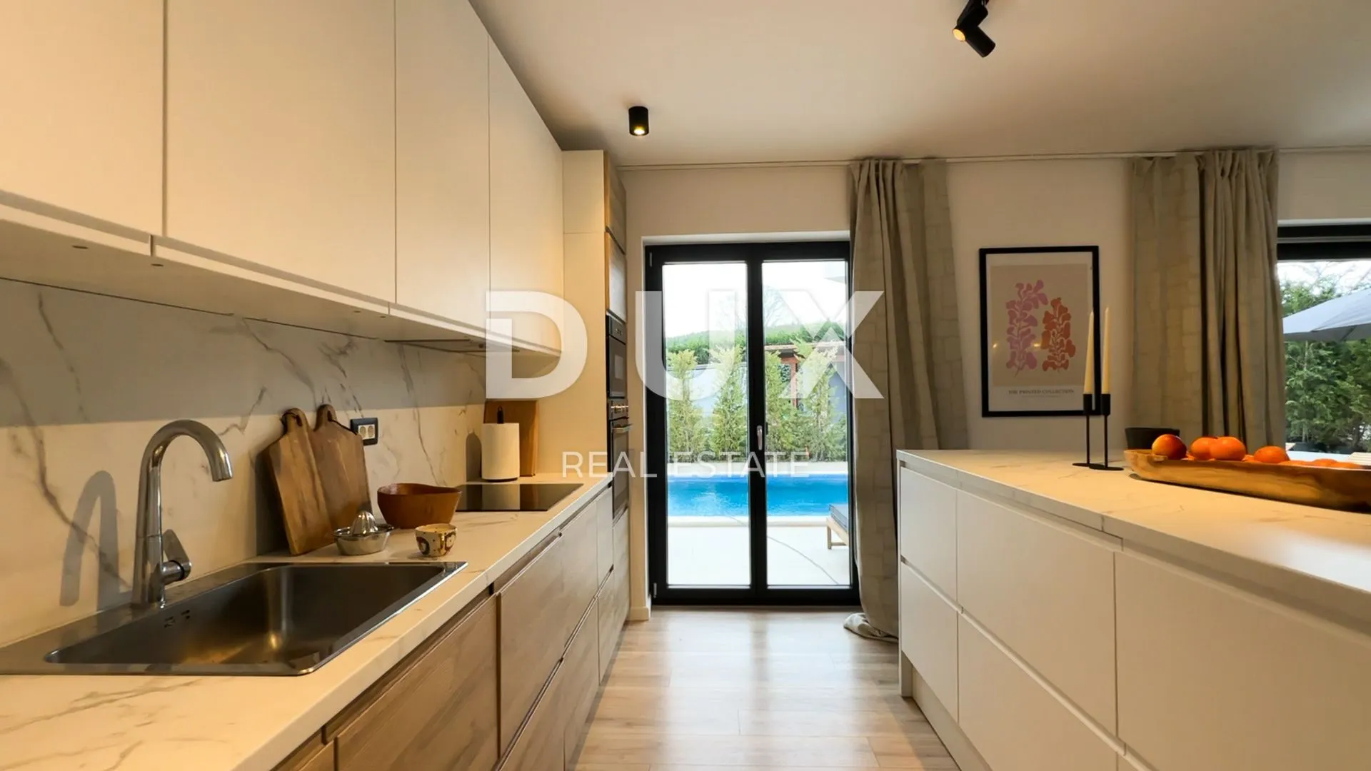istra, rovinj - moderna novogradnja s bazenom - slika 12